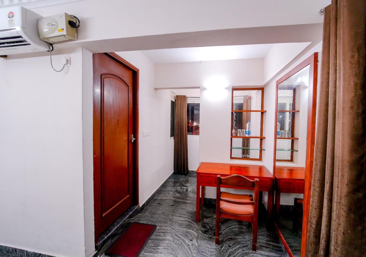 Luxe Vue - Premium Hotell Thiruvananthapuram Eksteriør bilde