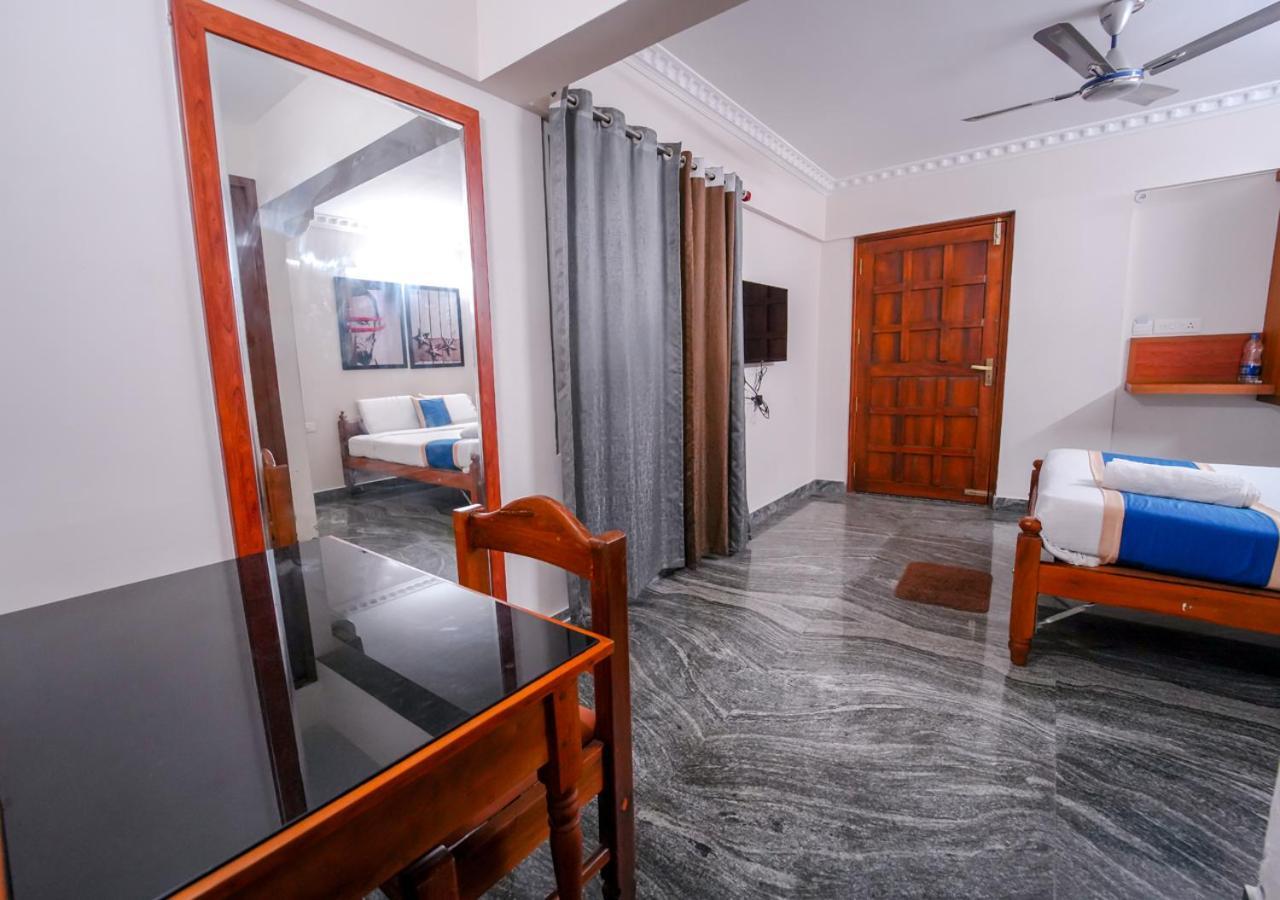 Luxe Vue - Premium Hotell Thiruvananthapuram Eksteriør bilde